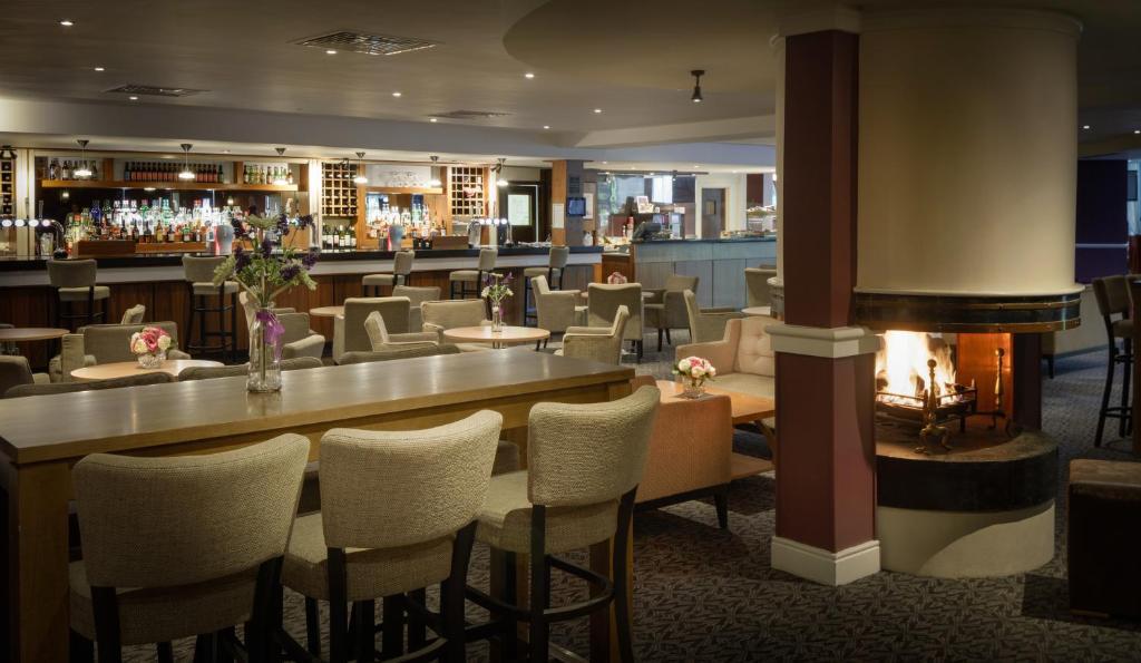 Delta Hotels By Marriott Warwick Warwick  Eksteriør billede