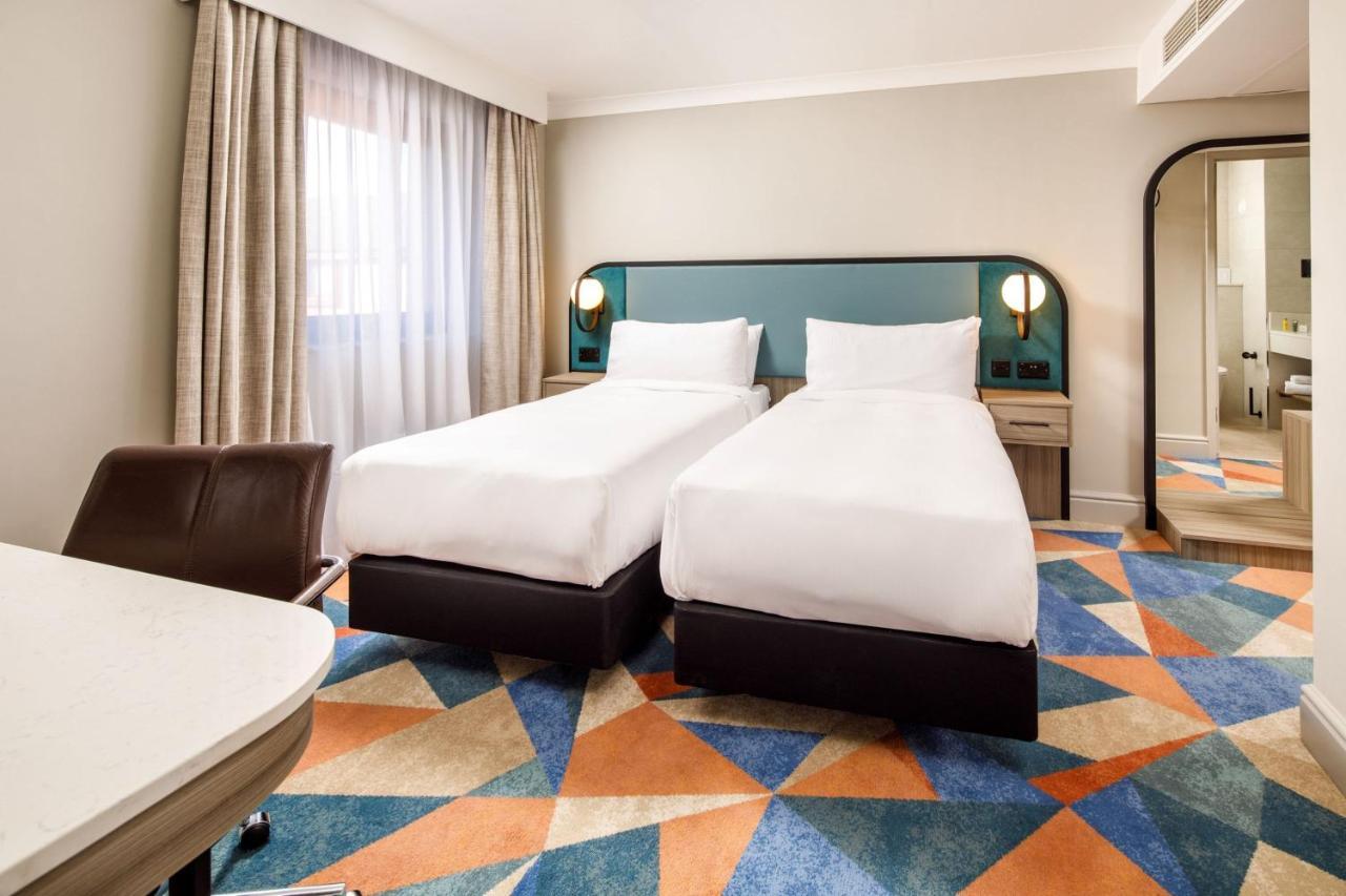 Delta Hotels By Marriott Warwick Warwick  Eksteriør billede